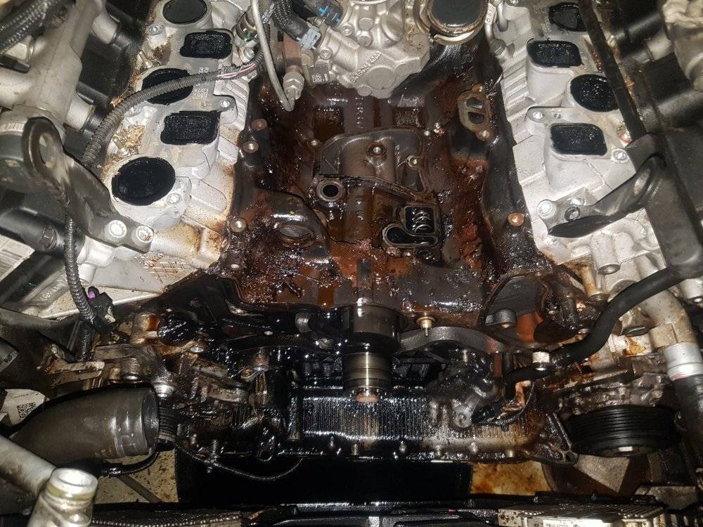 Le garage EVOCAR services a réalisé une réparation de fuite de liquide de refroidissement sur audi A6 allroad